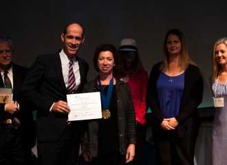 GHIA 2016名获奖者：救生衣 - 珍妮弗·贝克 - 道格拉斯·坎贝尔